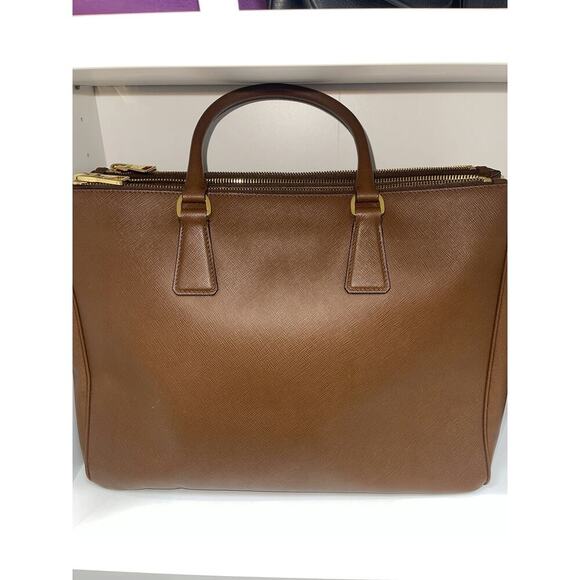 Prada Brown Saffiano Lux Leather Tote Bag - Picture 2 of 6